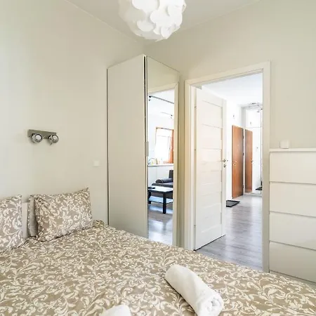 Golden - Center - Gieldowa Apartment